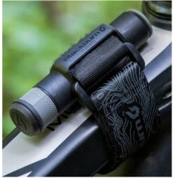 Blackburn Plugger Tubeless Tire Repair Kit 13 Blackburn Plugger Tubeless Tire Repair Kit -Bike Tech Geschäft 207496