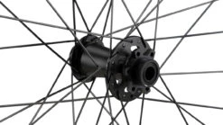 ZIPP 3ZERO MOTO ZM2 Carbon Disc 6-Loch Boost 27,5" Laufradsatz -Bike Tech Geschäft 384510