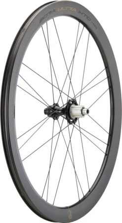 Campagnolo® Bora Ultra WTO 45 Carbon Disc Center Lock 28" Laufradsatz 12 Campagnolo® Bora Ultra WTO 45 Carbon Disc Center Lock 28" Laufradsatz -Bike Tech Geschäft 464500
