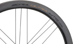 Campagnolo® Bora Ultra WTO 45 Carbon Disc Center Lock 28" Laufradsatz 14 Campagnolo® Bora Ultra WTO 45 Carbon Disc Center Lock 28" Laufradsatz -Bike Tech Geschäft 464502
